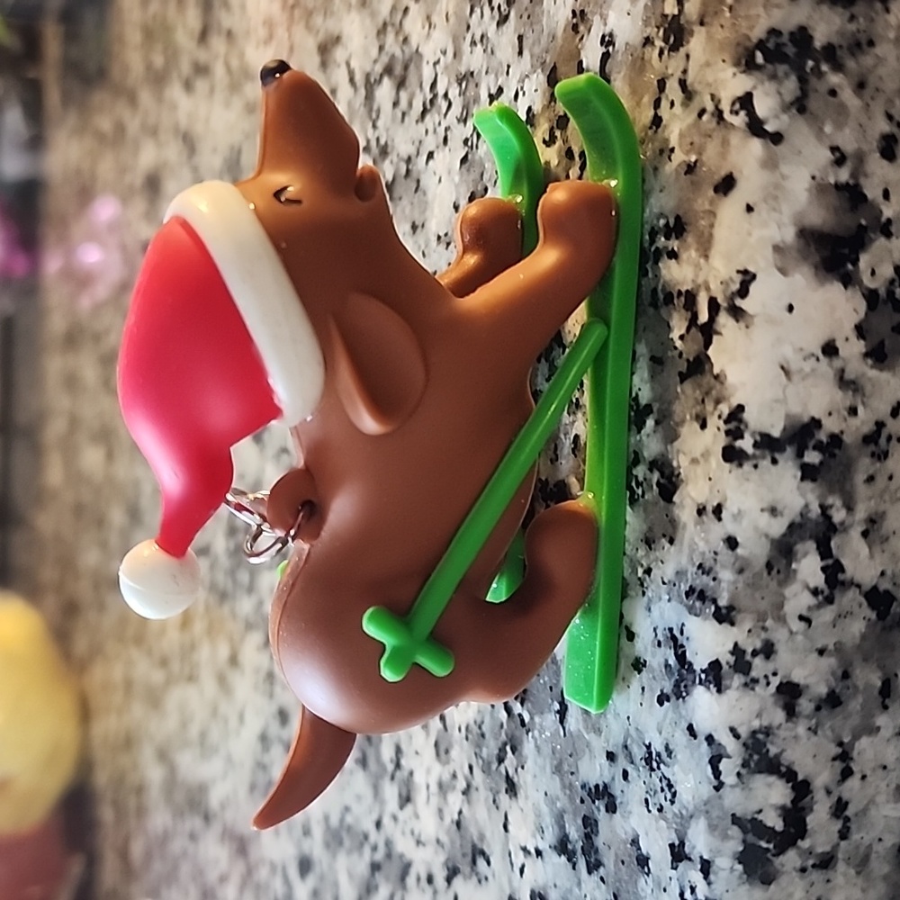 BBW Christamas Weenie dog skiing pocketbac holder